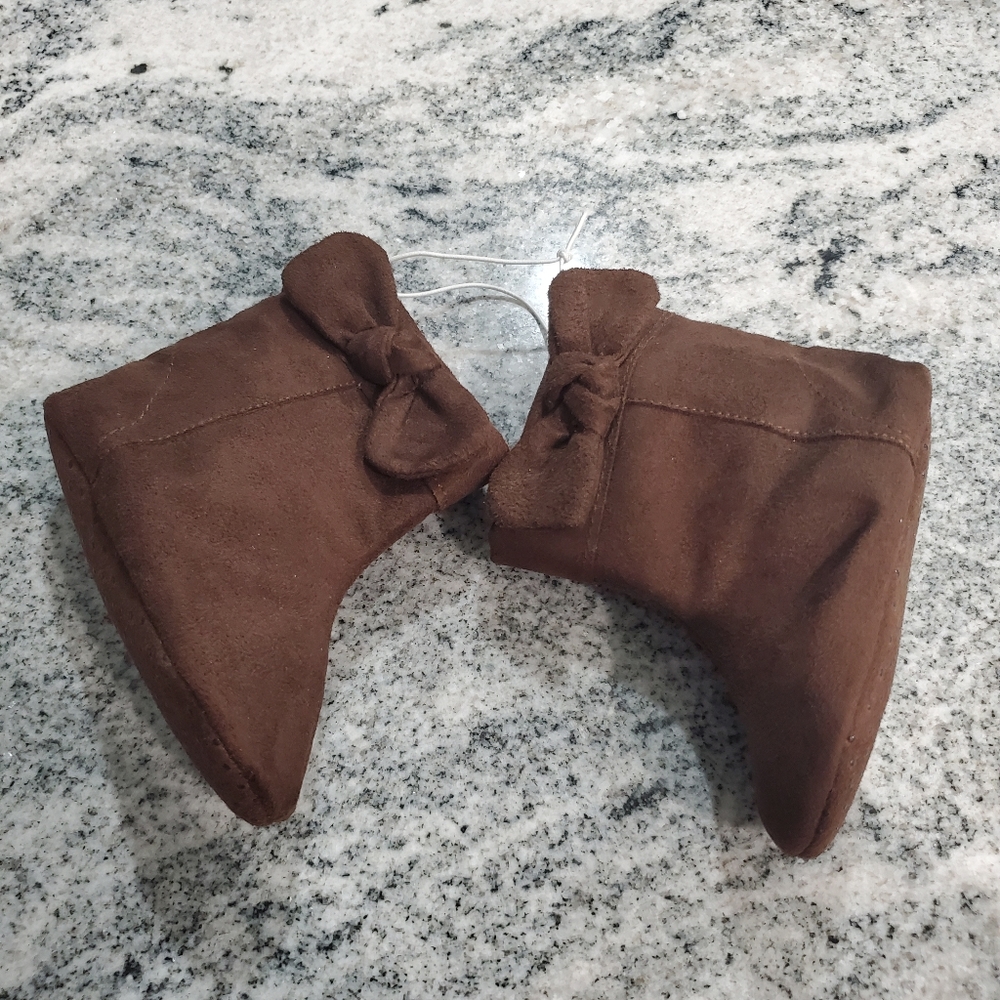 GAP Bow Suede Velcro Bootie Size 6 NWOT - Picture 6 of 9
